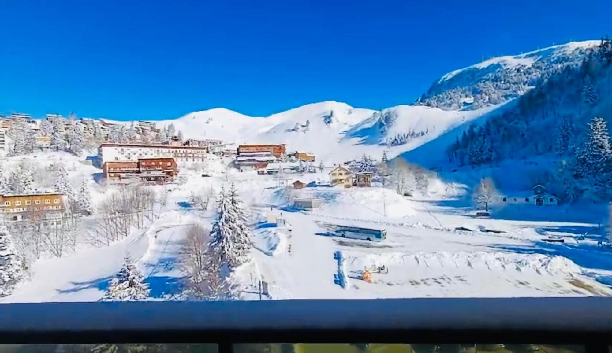 Appartement Lou Pied De Piste Chamrousse Dış mekan fotoğraf